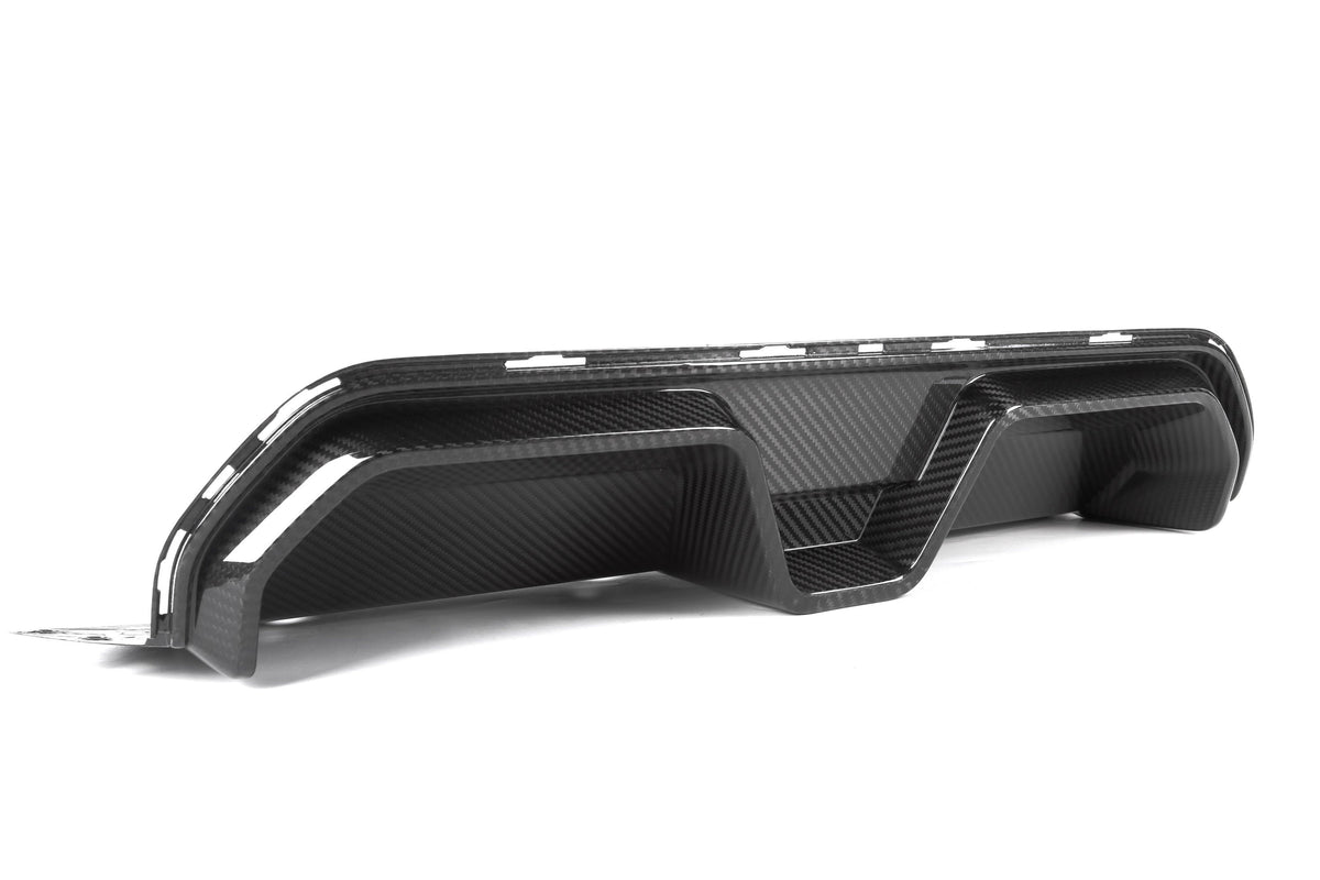 CS Style Pre Pregged Dry Carbon Diffuser for BMW F90 M5 2018-2023 – image 2