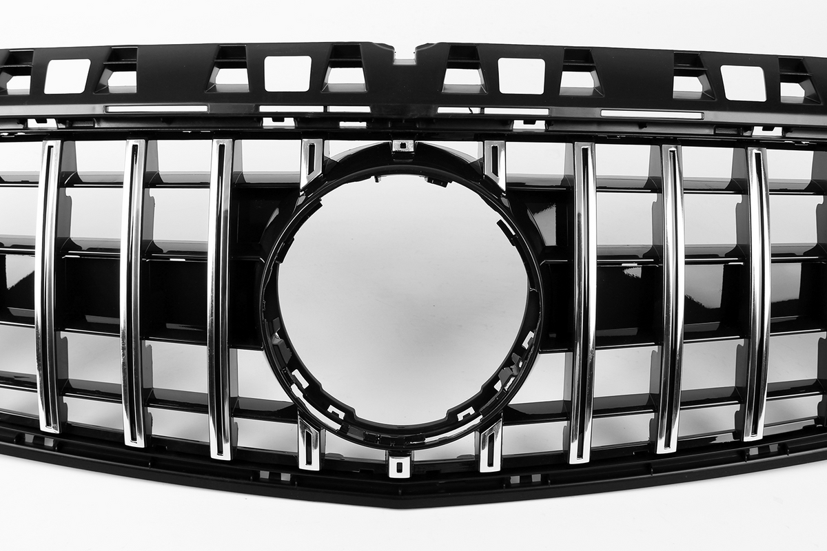AMG Panamericana Style Grille for Mercedes-Benz A Class W176 2013-2015 - Silver – image 3
