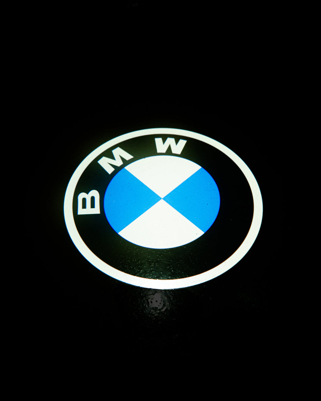 LED Logo Door Lights – BMW G Series – image 5