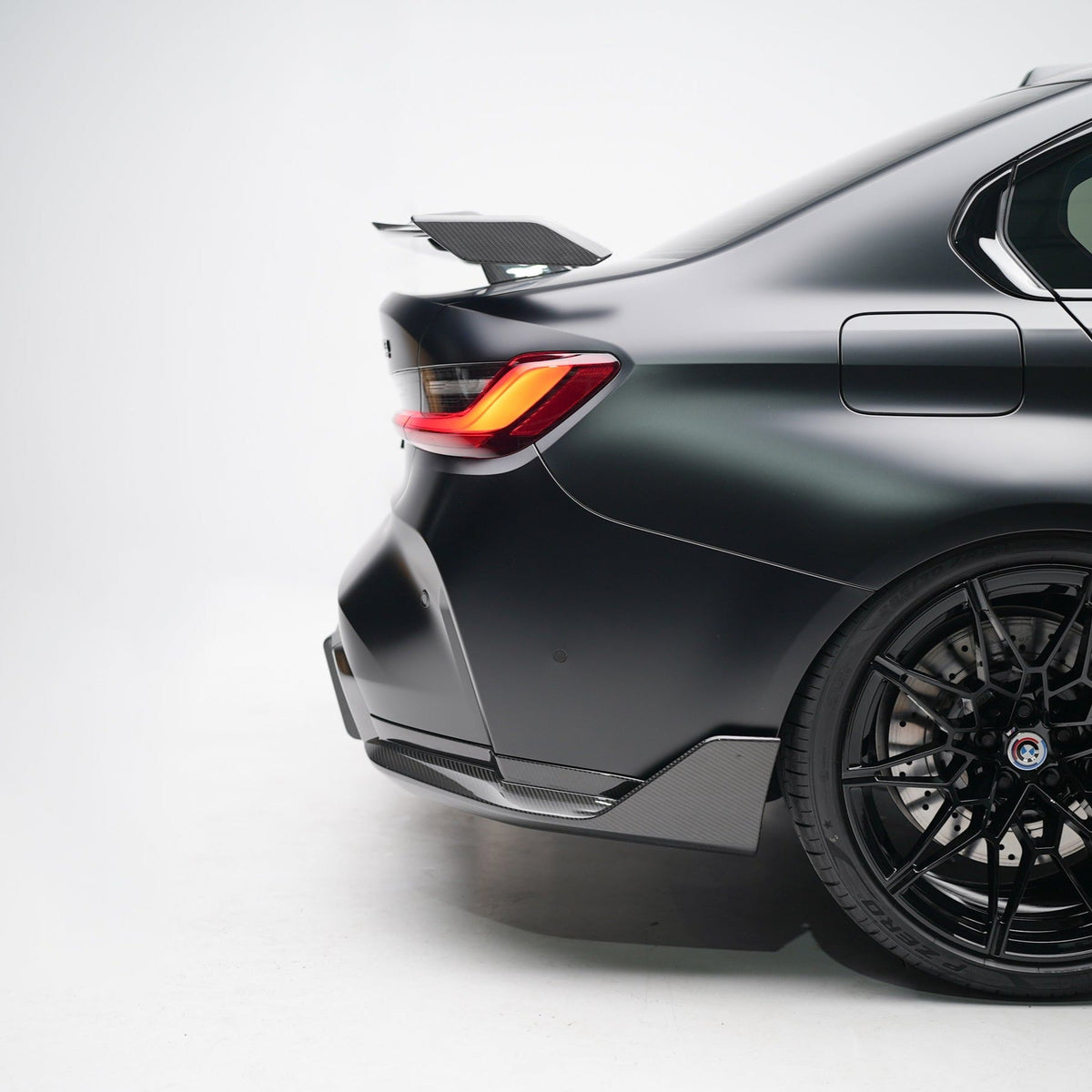 M-Performance Style Pre Pregged Dry Carbon Fiber Wing Spoiler for BMW 3 Series G20 / 4 Series G22 / M3 G80 / M – image 19