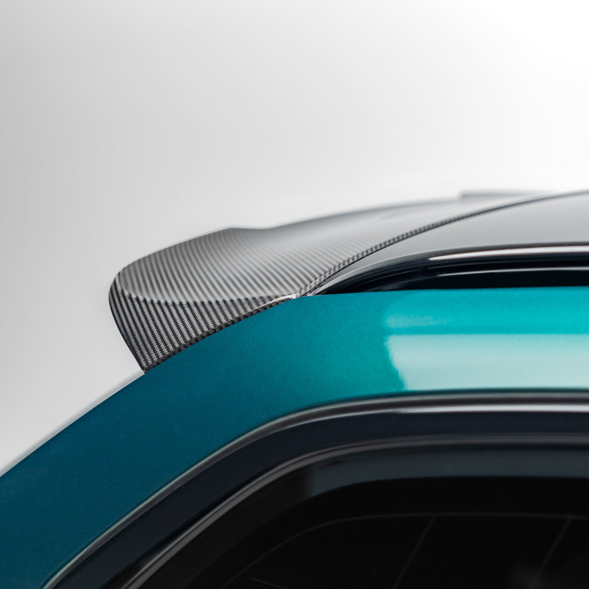 M-Performance Style Pre Pregged Dry Carbon Roof Spoiler for BMW 3 Series G21 / M3 G81 Wagon 2019+ – Photo 10