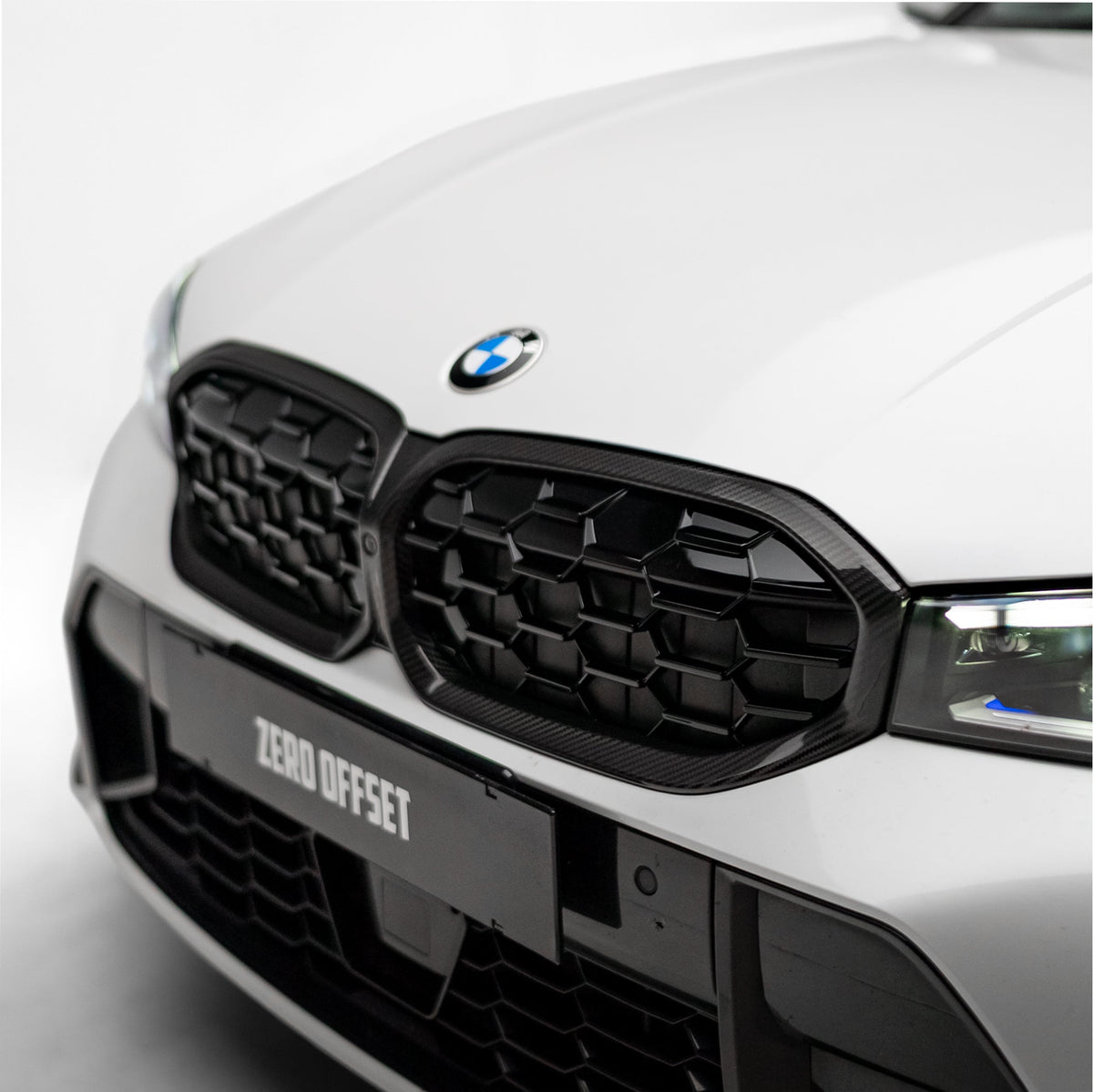 M Performance Style Pre Pregged Dry Carbon Fiber Grille (Mesh) for BMW 3 Series G20 LCI 2023+ – Photo 4