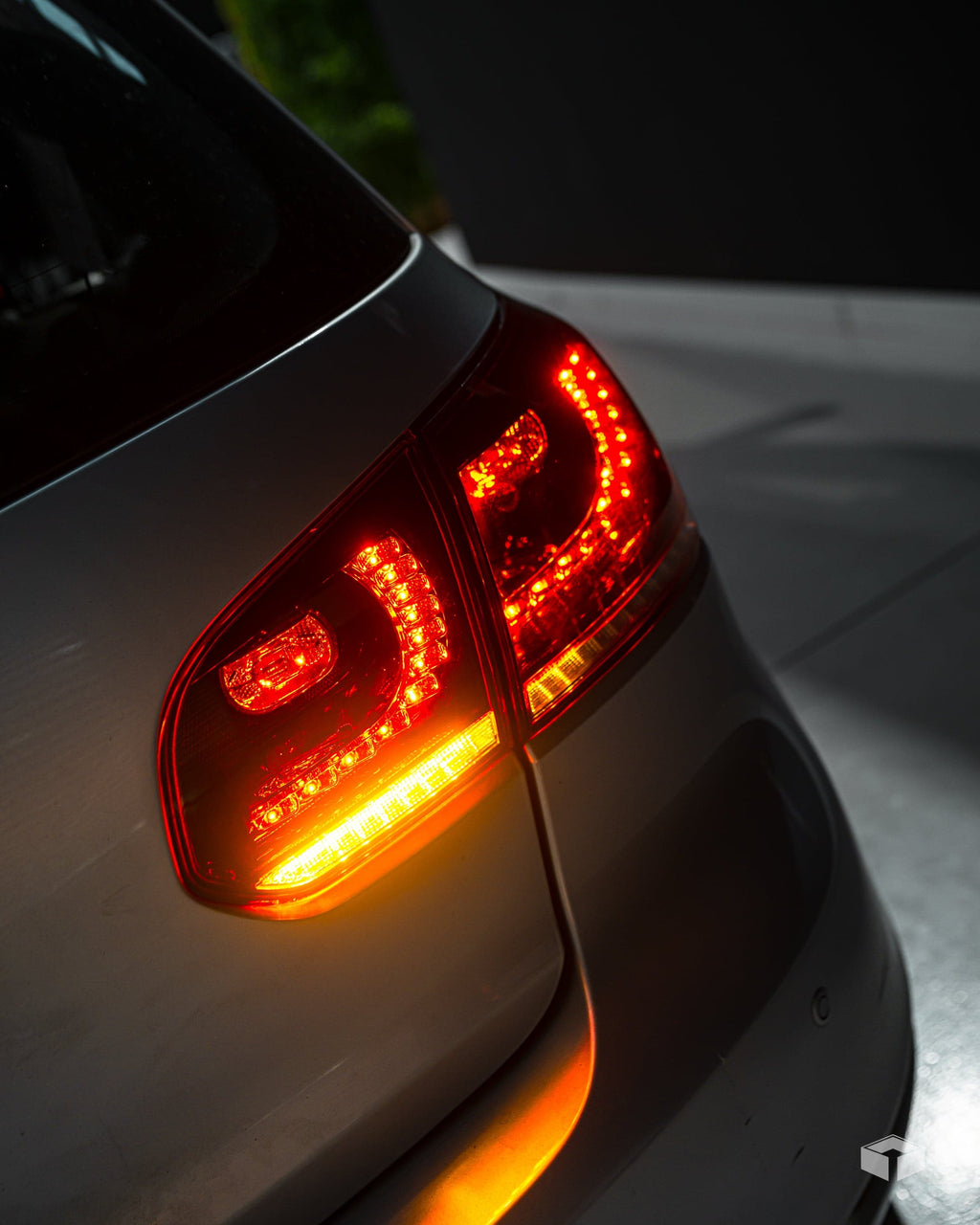 2008-2013 VW Golf MK6R Style Sequential LED Tail Lights – image 5
