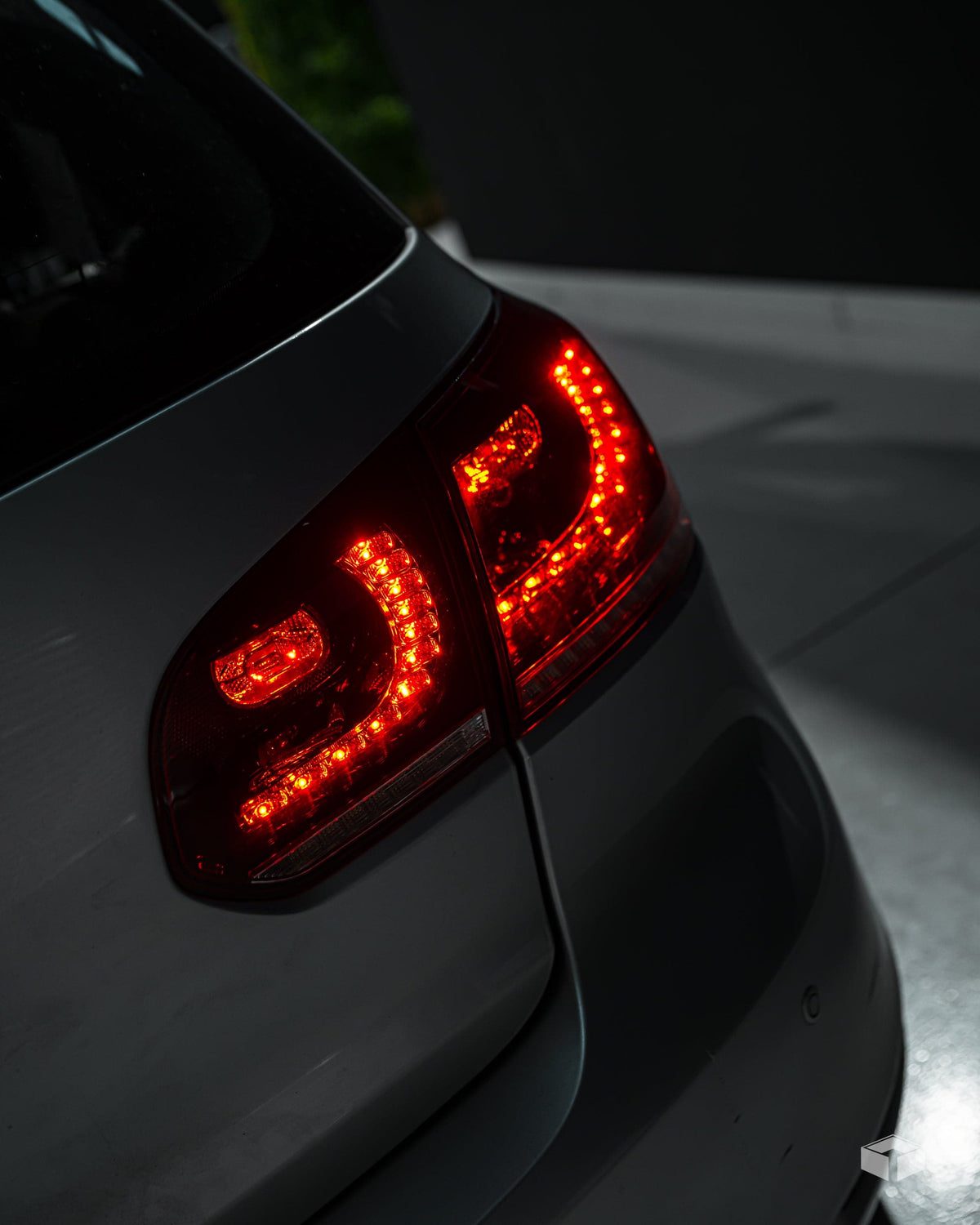 2008-2013 VW Golf MK6R Style Sequential LED Tail Lights – image 6