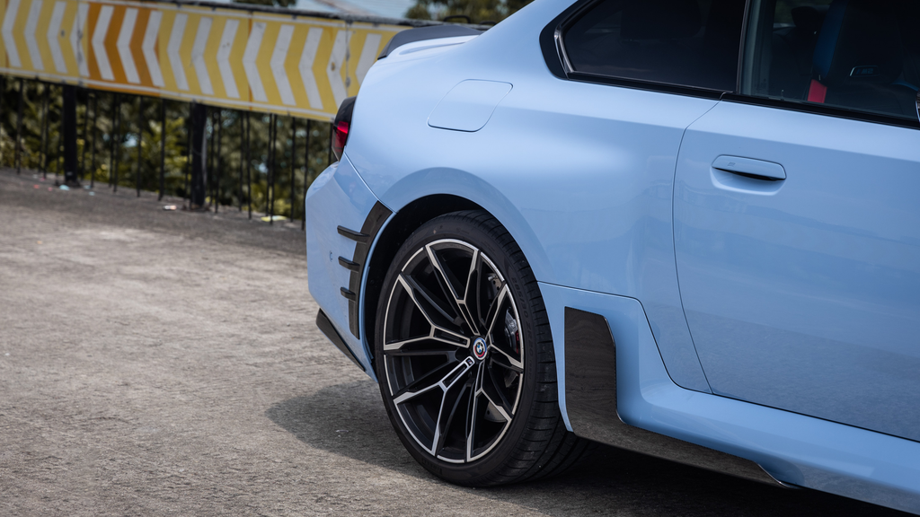 M Performance Style Pre Pregged Dry Carbon Fiber Rear Fender Arch Trim Set for BMW M2 G87 2023+ – image 12