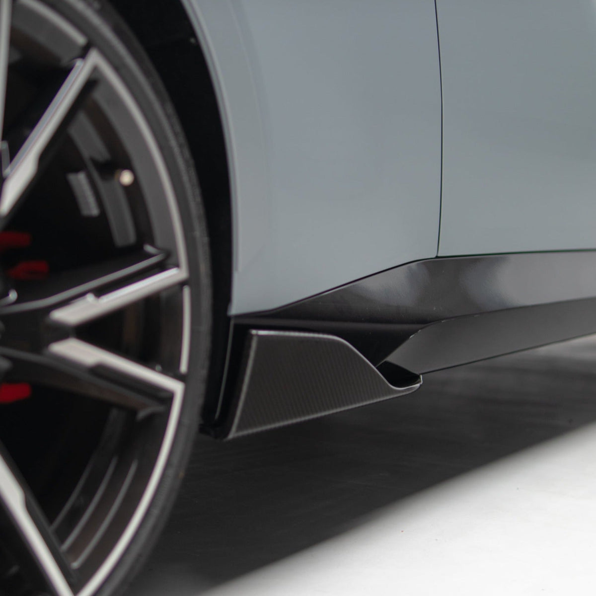 M Performance Style Pre Pregged Dry Carbon Fiber Side Skirts for BMW 2 Series Coupe G42 2021+ – image 3