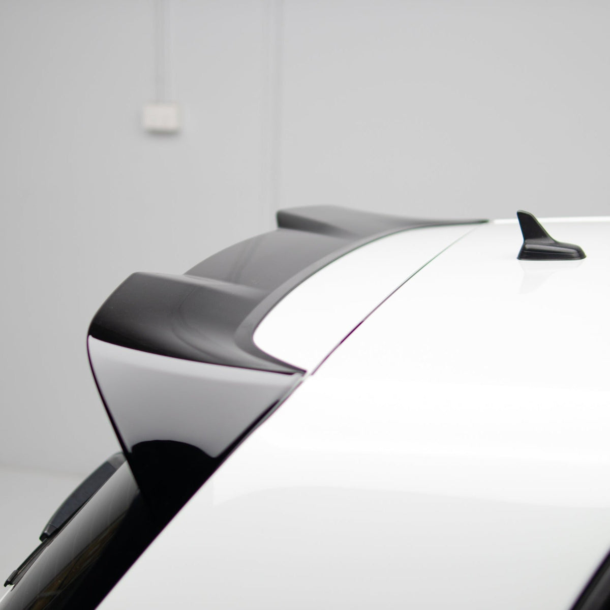 EVO-1 Rear Spoiler for Volkswagen Golf MK7/MK7.5 GTI & R 2014-2021 – image 8