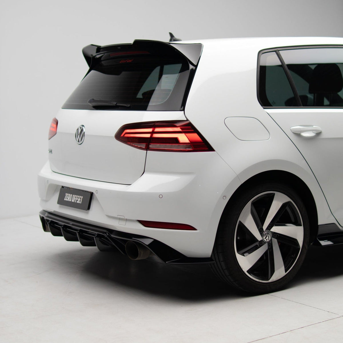 EVO-1 Rear Diffuser for Volkswagen Golf GTI MK7.5 2018-2021 – image 18