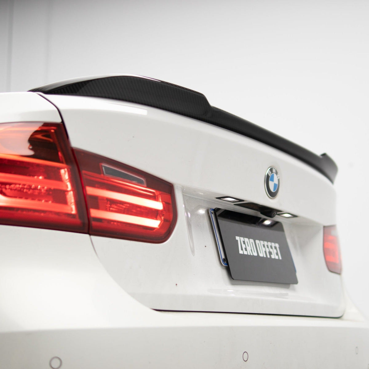 CS Style Pre Pregged Dry Carbon Fiber Spoiler for BMW 3 Series F30 2013-2018 / M3 F80 2013-2020 – image 3