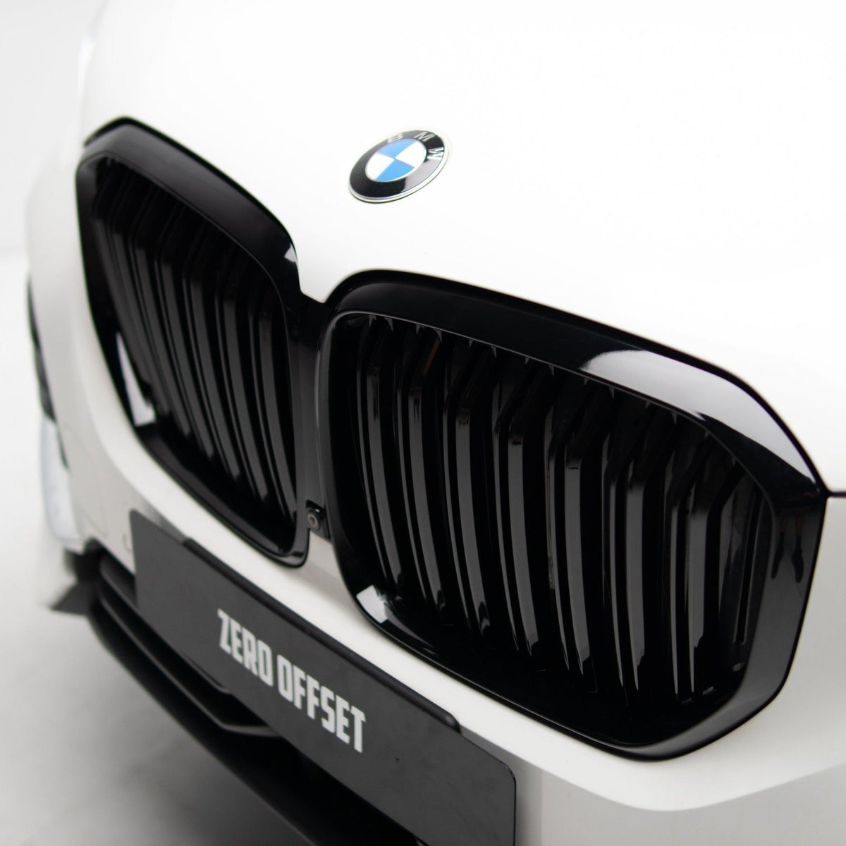 M Performance Gloss Black Grille (Dual Slat) For BMW X5 G05 Pre-LCI 2018-2023 – image 6