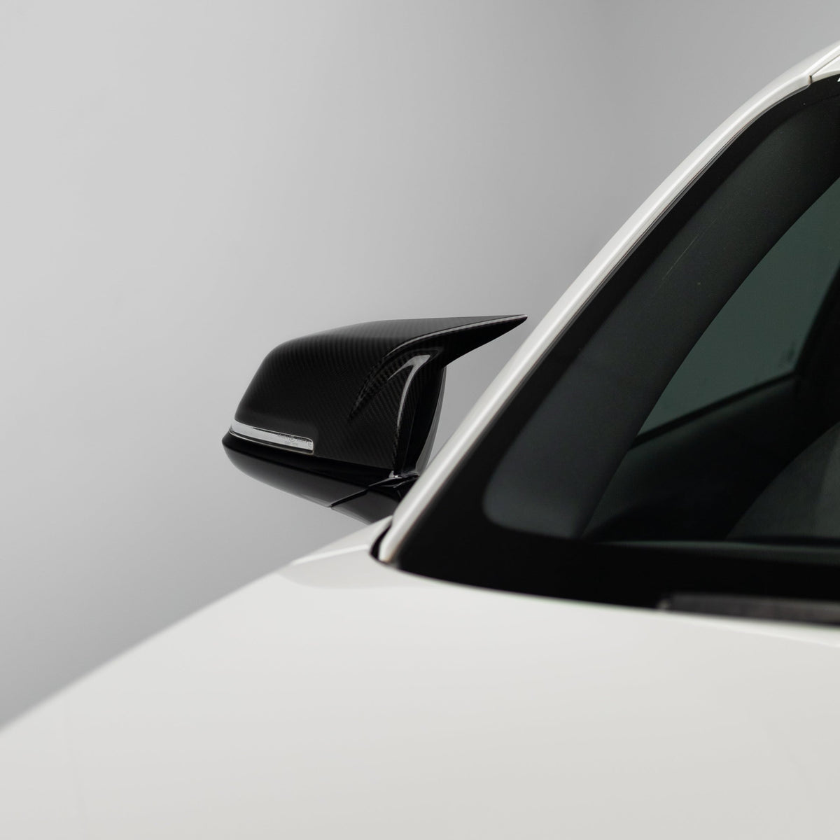 M Performance Style Pre Pregged Carbon Fiber Mirror Caps for BMW 1/2/3/4 Series F20 F22 F23 F30 F32 F33 F36 F8 – image 3