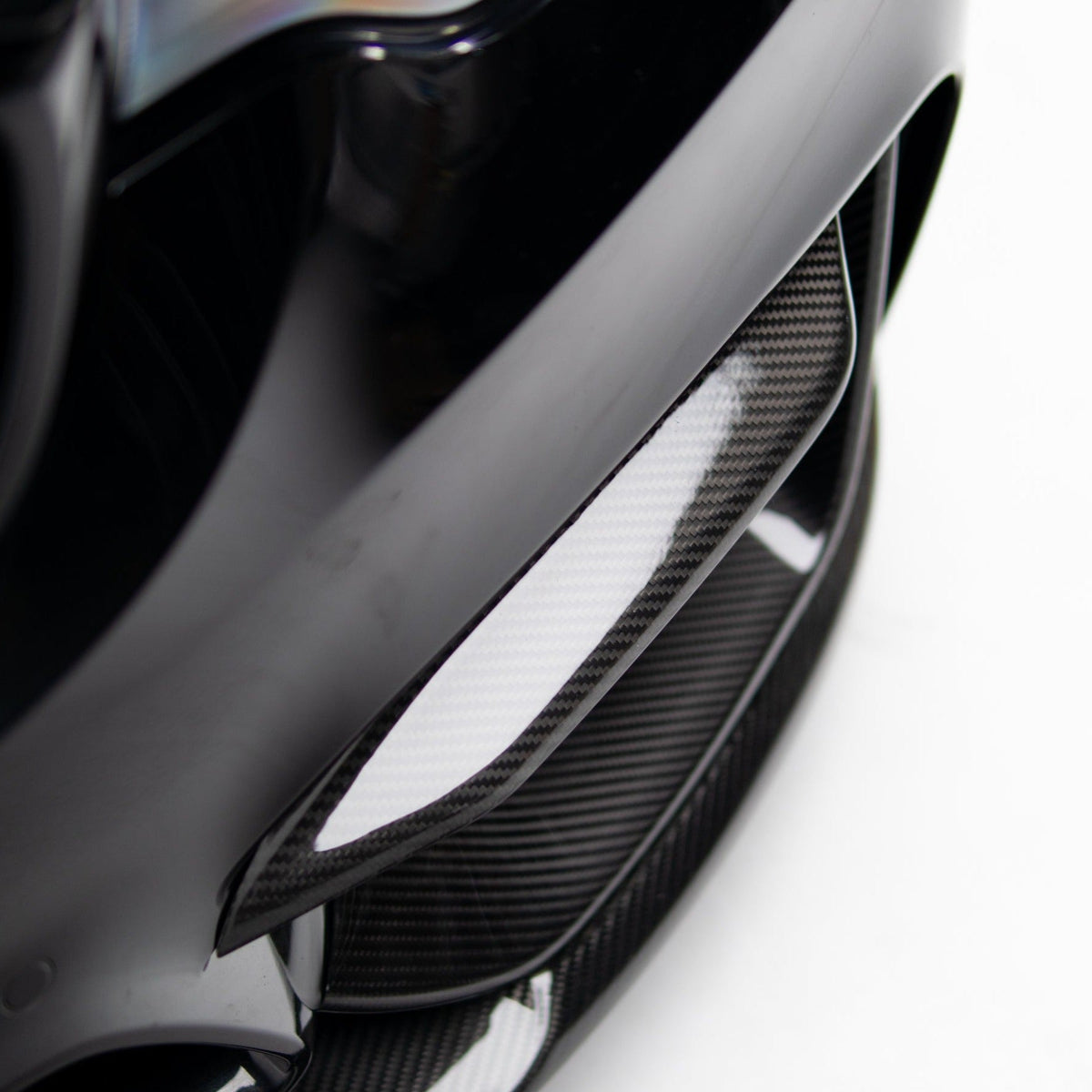 MP Style Pre Pregged Dry Carbon Front Bumper Splitters for BMW M3 F80 / M4 F82/F83 2014-2020 – image 3