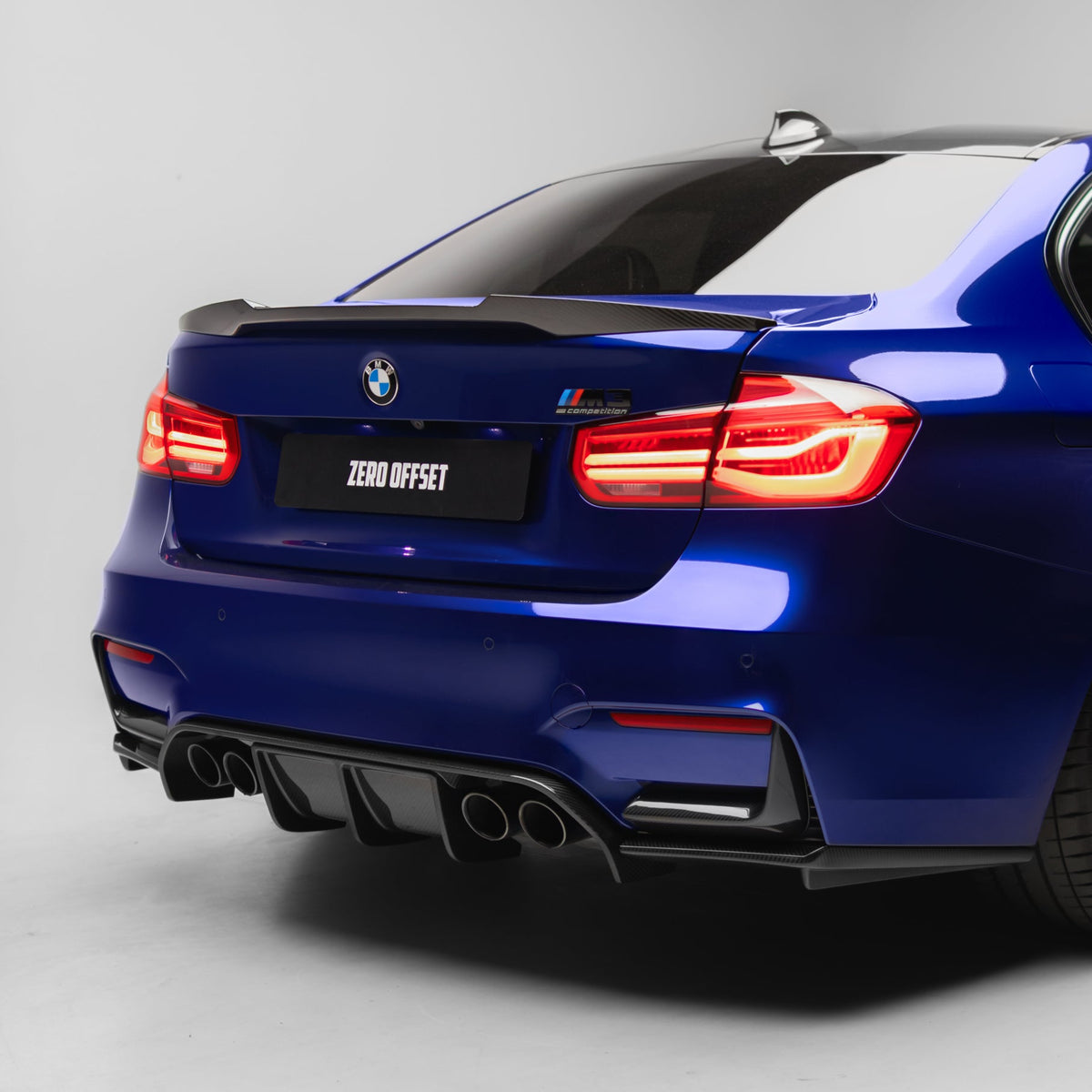 Vorsteiner Style Pre Pregged Carbon Fiber Rear Diffuser for BMW M3 F80 / M4 F82 F83 2014-2020 – image 2