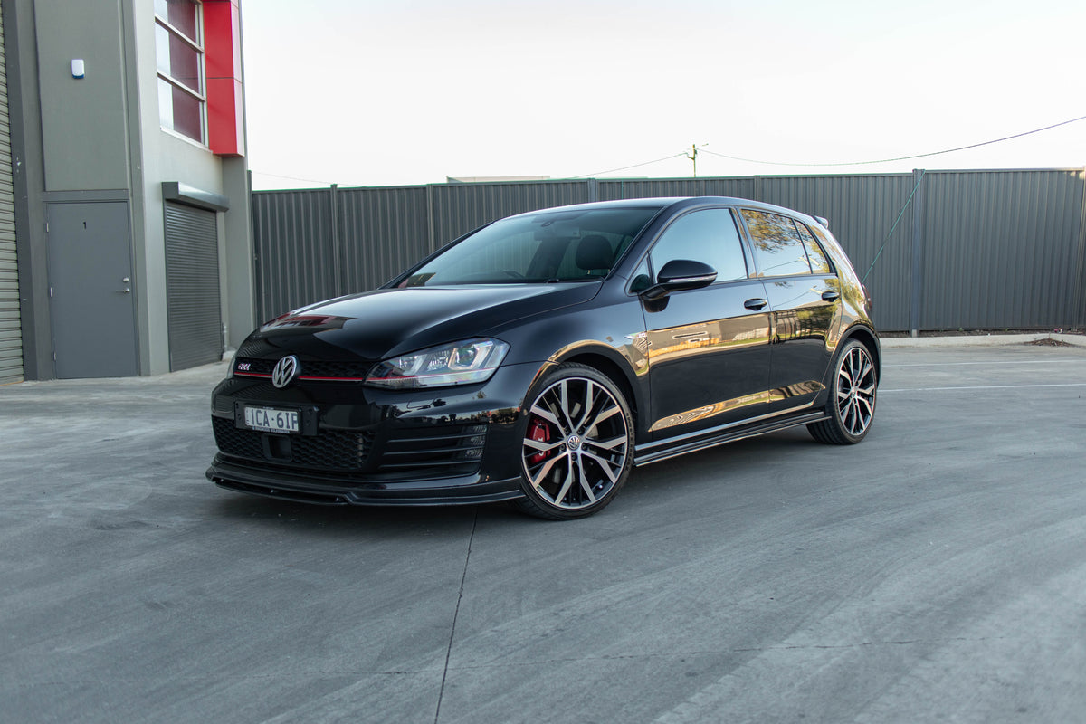 Revozport Style Side Skirts for Volkswagen Golf GTI (MK7) - 2012-17 – image 2