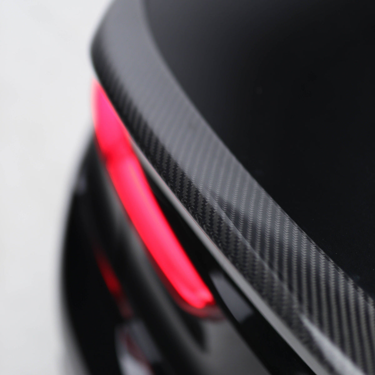 M Performance V2 Style Pre Pregged Dry Carbon Spoiler for BMW 3 Series G20 / M3 G80 2020+ – image 7
