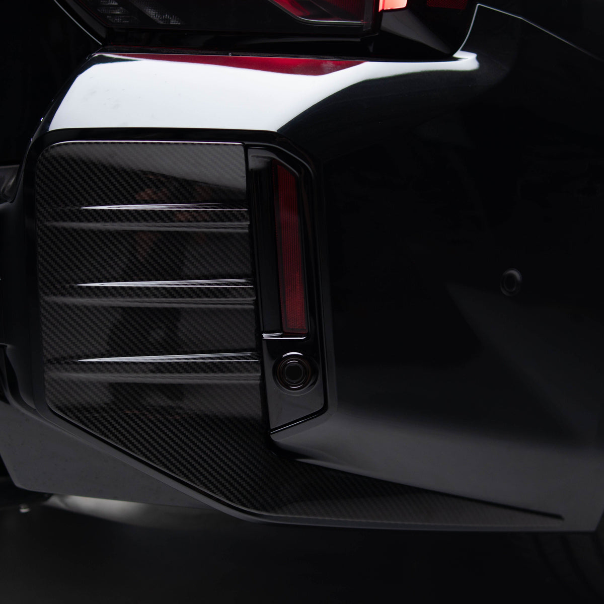 M Performance Style Pre Pregged Dry Carbon Fiber Rear Bumper Trim for BMW M2 G87 2023+ – image 9