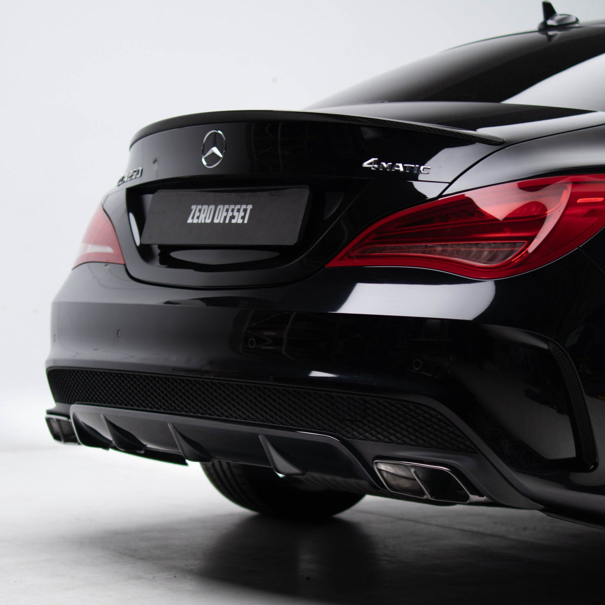 AMG Style Rear Diffuser & Exhaust Tips for Mercedes-Benz CLA Class C117 Coupe / X117 Wagon 2014-2016 – Photo 2