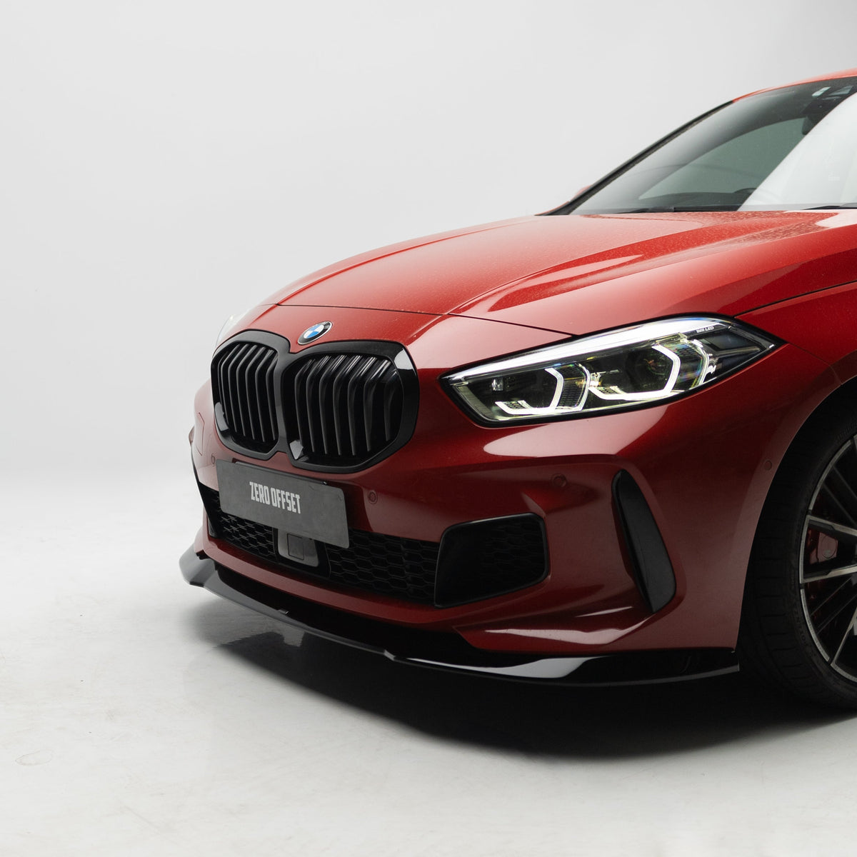M Performance Gloss Black Grille (Single Slat) For BMW 1 Series F40 2020+ – image 2