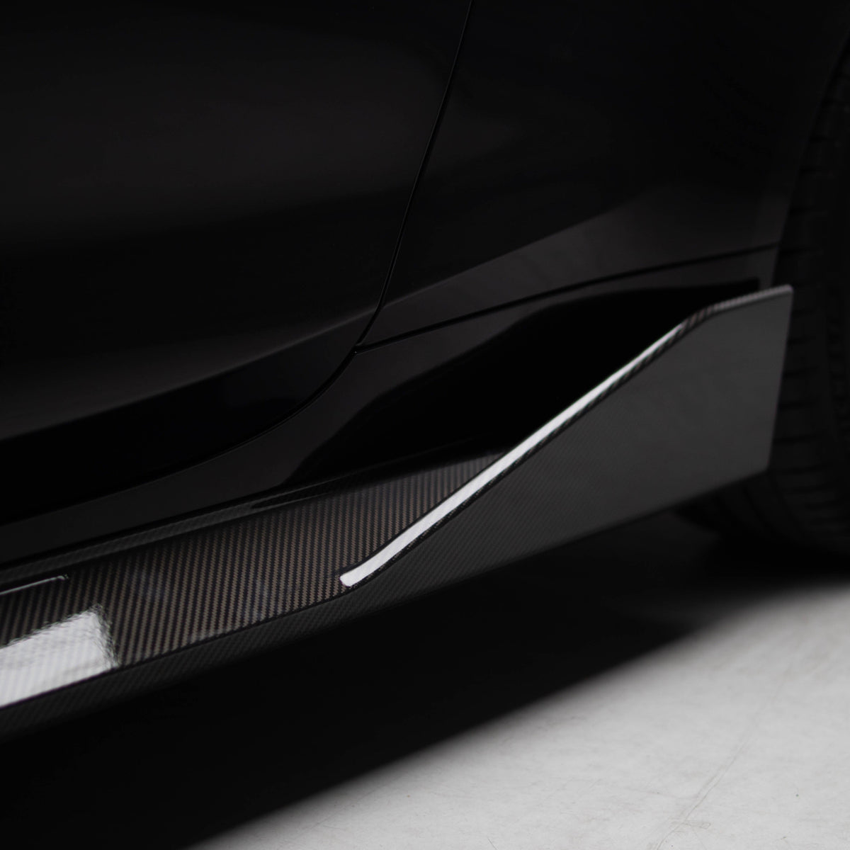M Performance Style Pre Pregged Dry Carbon Side Skirts for BMW M4 G82 G83 2020+ – image 4