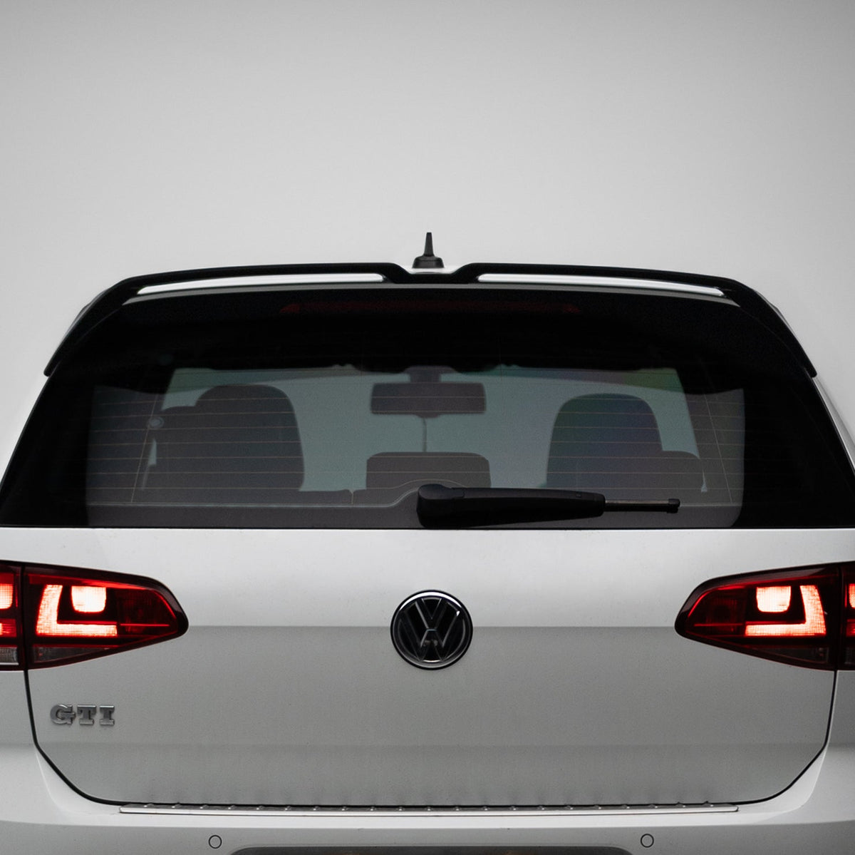 Oettinger Style Spoiler for Volkswagen Golf MK7/7.5 GTI/R 2012-2021 – image 3