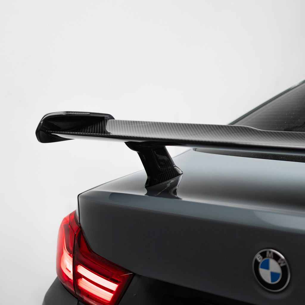 M Performance Style Pre-Pregged Dry Carbon Fibre Rear Wing Spoiler for BMW 2/3/4 Series – Photo 3