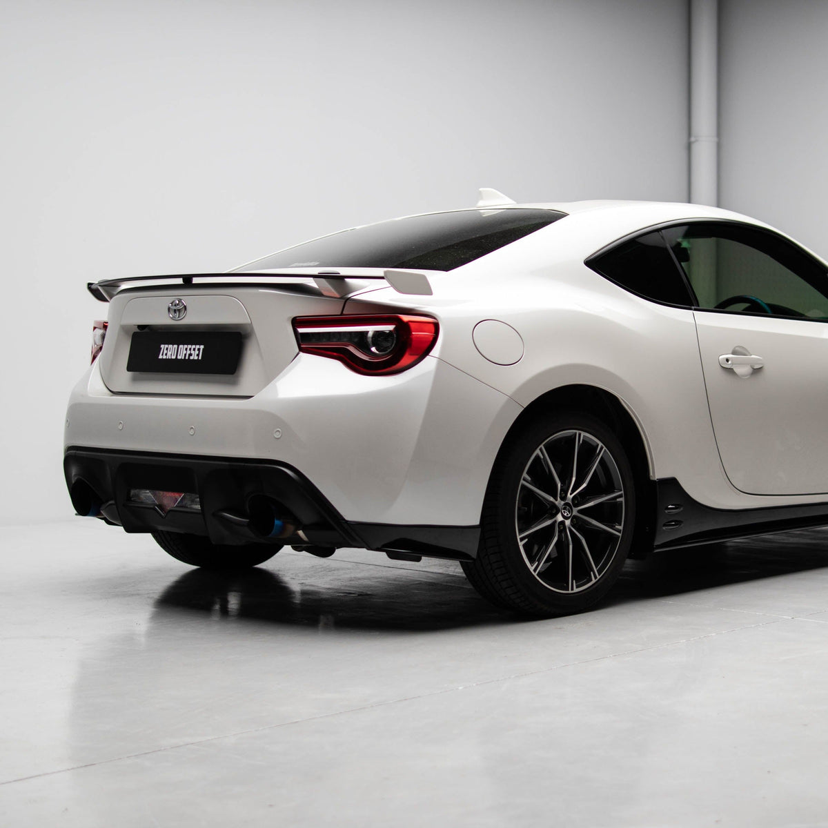 STI Style Rear Pods for Toyota 86 (ZN6) 2017-2021 – image 4