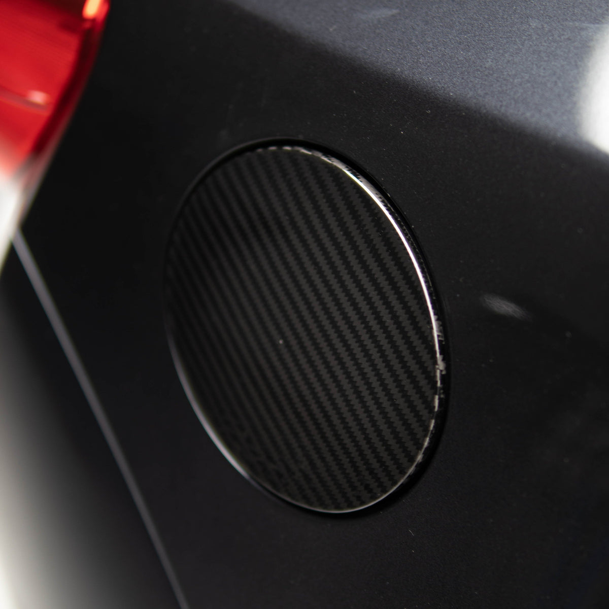Dry Carbon Fiber Fuel Cap Cover for Toyota 86 (ZN6) / Subaru BRZ (ZC6) 2012-2021 – image 2