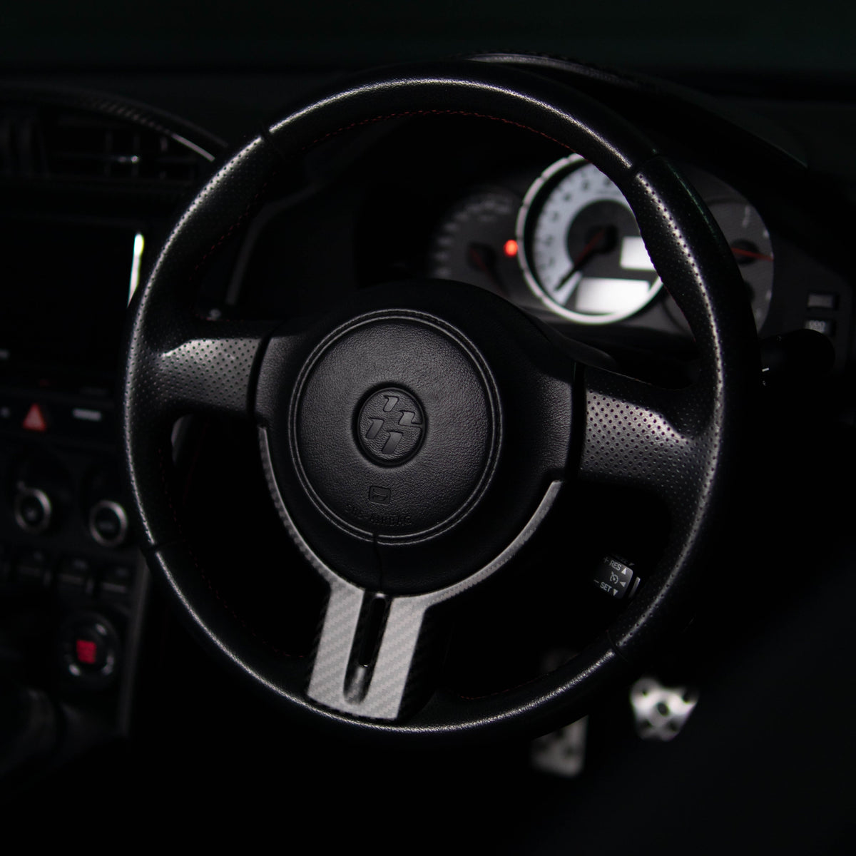 Dry Carbon Fiber Steering Wheel Bottom for Toyota 86 (ZN6)/Subaru BRZ (ZC6) 2012-2016 – image 3