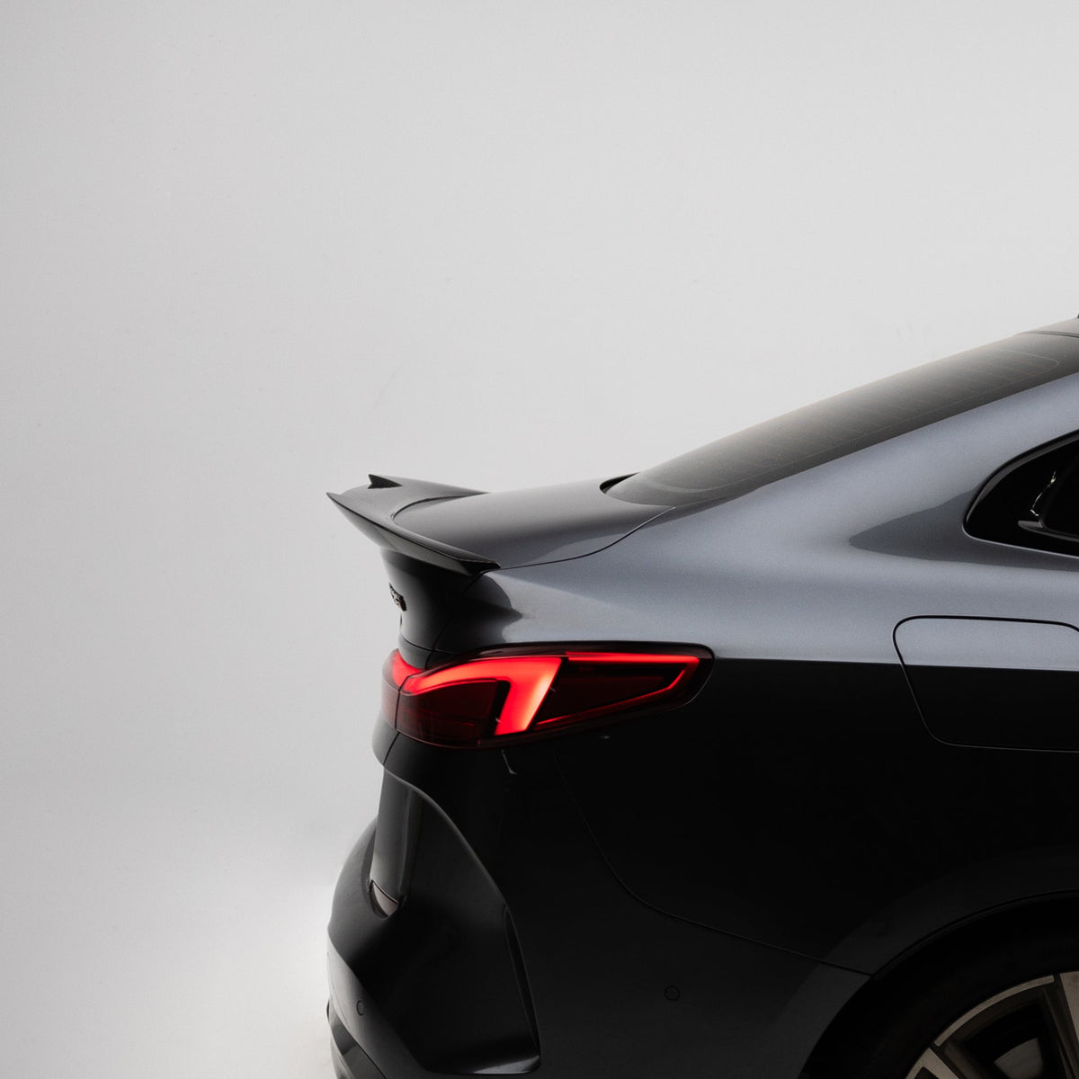 M4 Style Pre Pregged Dry Carbon Fiber Spoiler for BMW 2 Series F44 Gran Coupe 2021+ – image 5