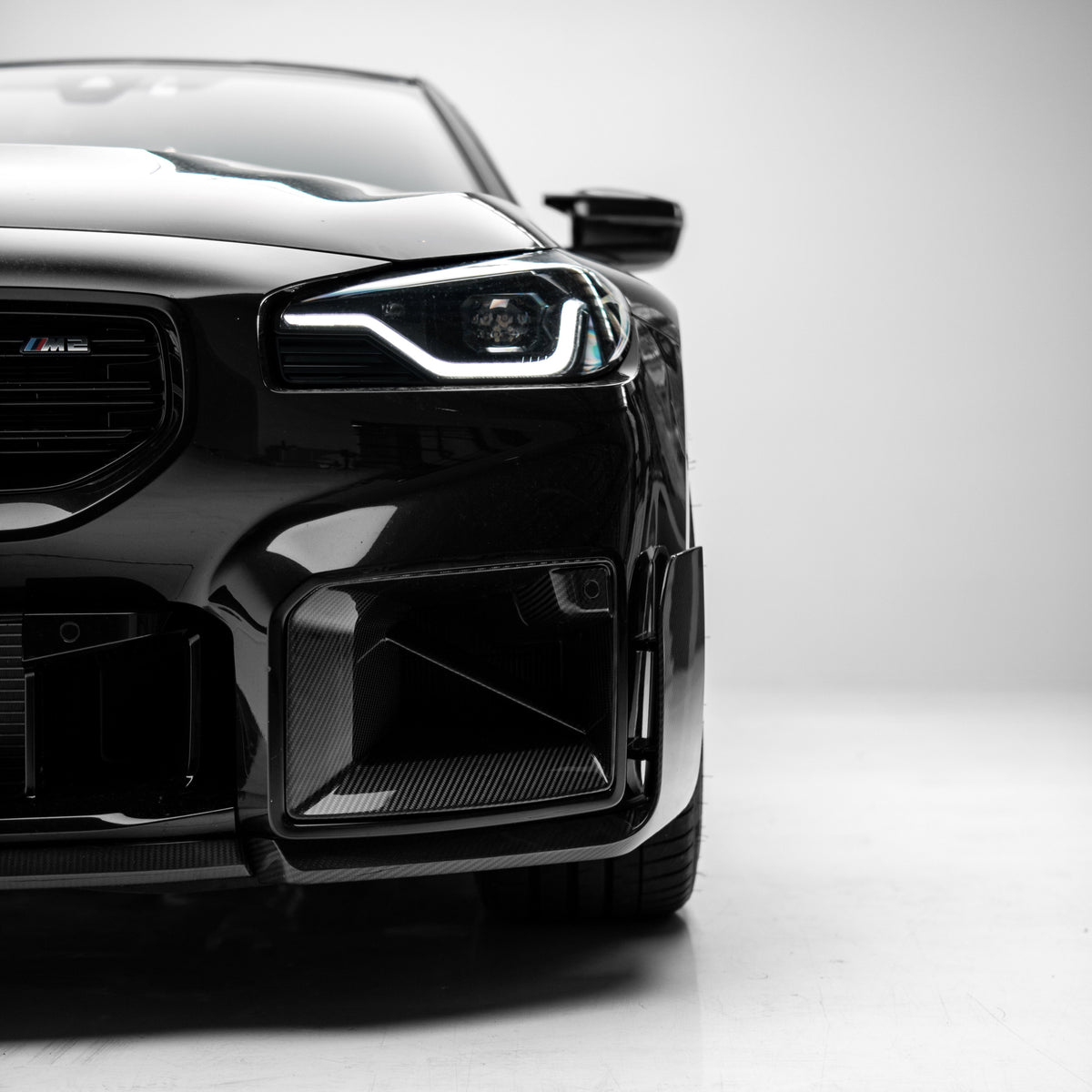 M Performance Style Pre Pregged Dry Carbon Fiber Front Lip for BMW M2 G87 2023+ – image 4