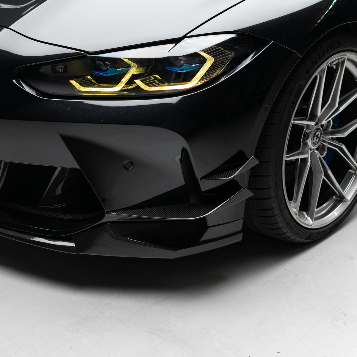 VS Style Pre Pregged Dry Carbon Canards for BMW M3 G80 G81 / M4 G82 G83 2020+ – image 2
