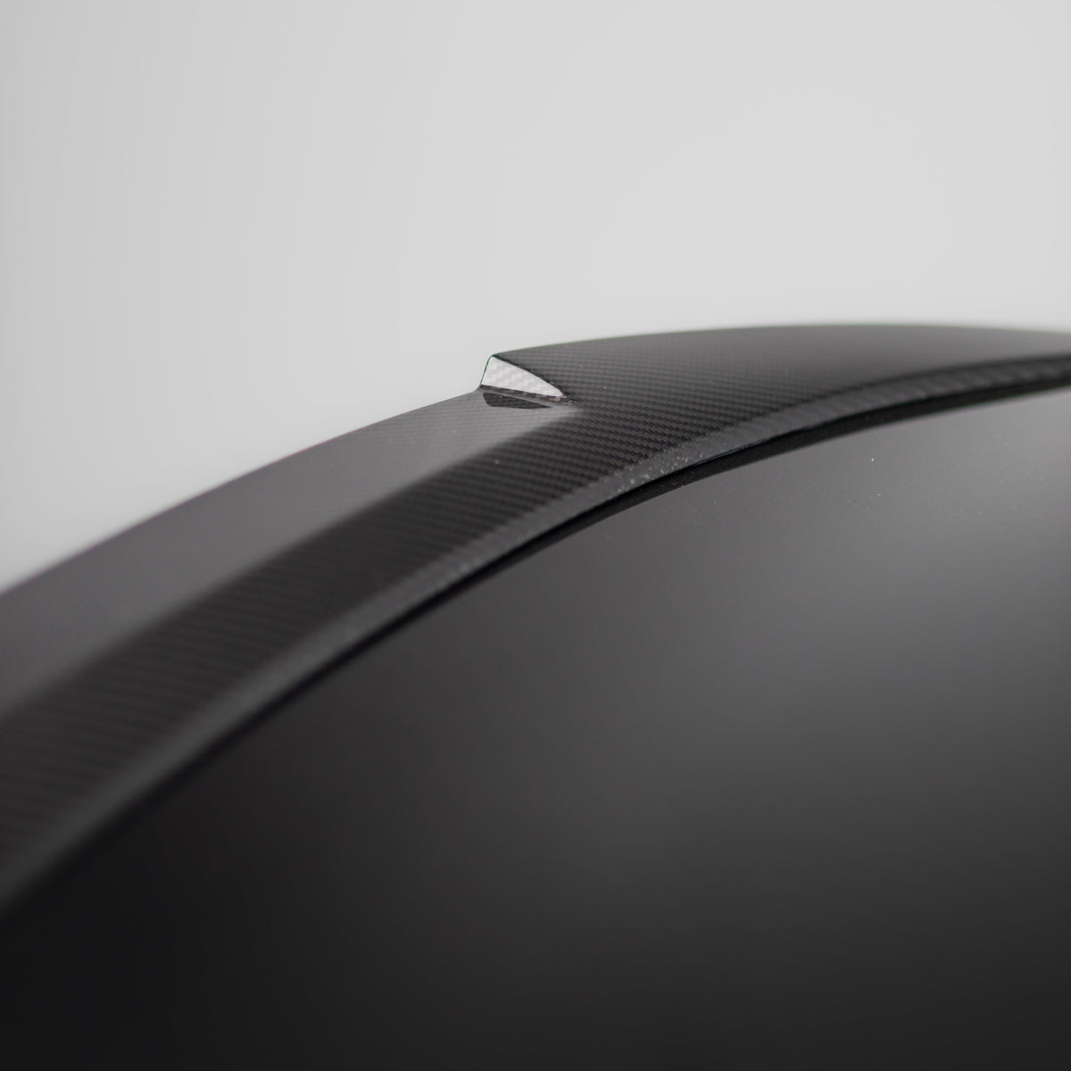 M4 Style Pre Pregged Dry Carbon Fiber Spoiler For BMW 3 Series G20 / M3 G80 2020+ – image 6