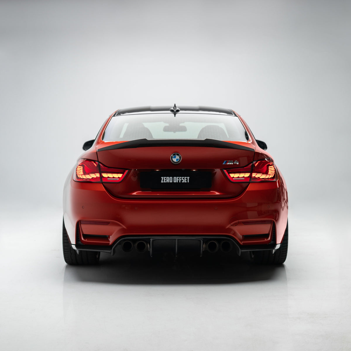 Vorsteiner Style Pre Pregged Carbon Fiber Rear Diffuser for BMW M3 F80 / M4 F82 F83 2014-2020 – image 10