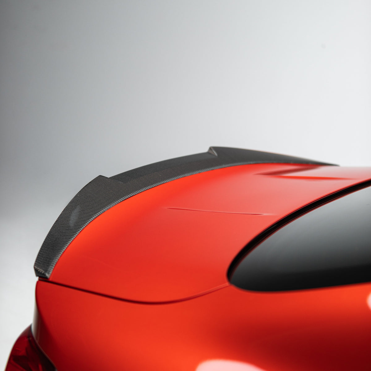 M4 Style Pre Pregged Dry Carbon Fiber Spoiler for BMW M4 F82 2014-2020 – image 3