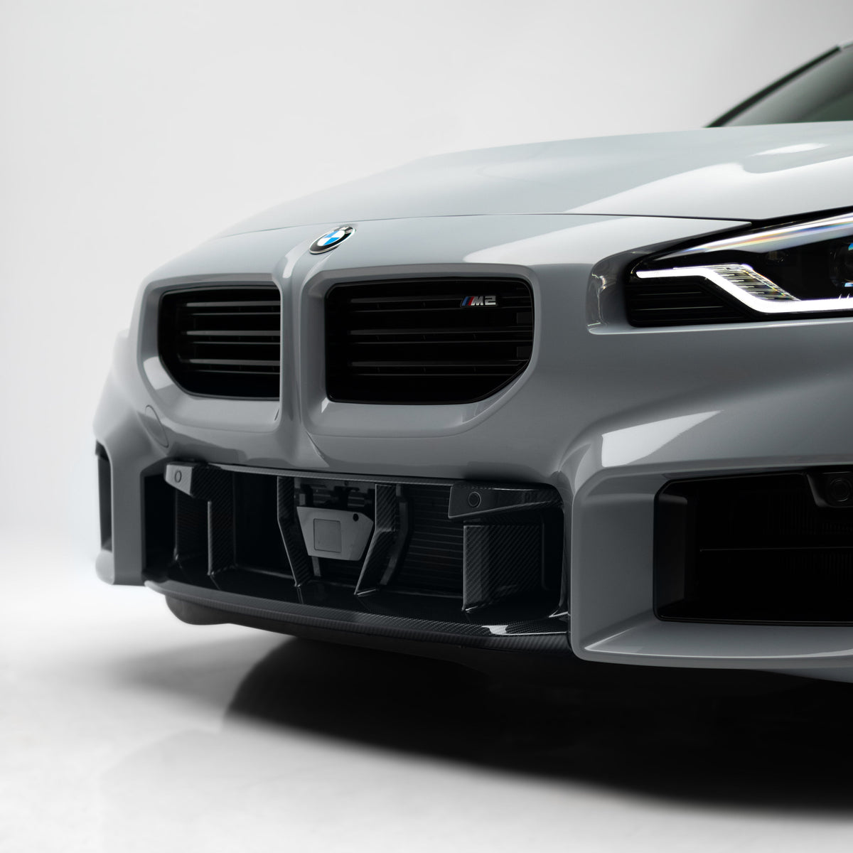 OEM Style Pre Pregged Dry Carbon Fiber Front Center Trim for BMW M2 G87 2023+ – Photo 2