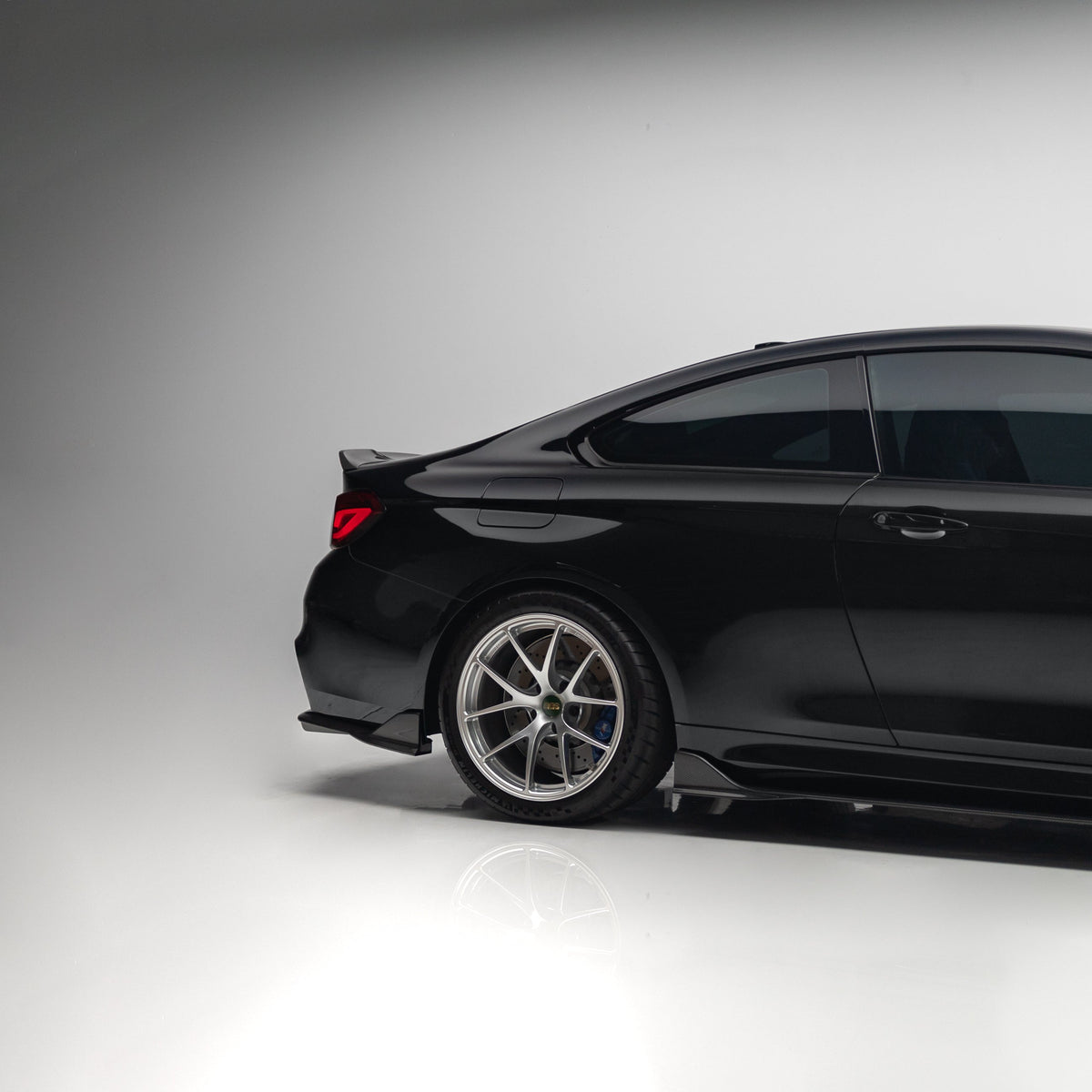 BMW M4 F82 Dry Carbon Fiber Rear Spoiler 2013-2020 – image 7