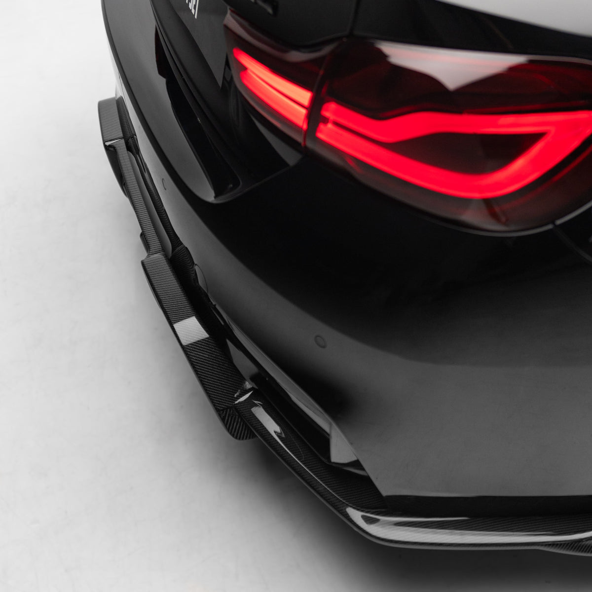 BMW M3 F80 & M4 F82 Carbon Fiber Rear Diffuser 2013-2020 – image 8