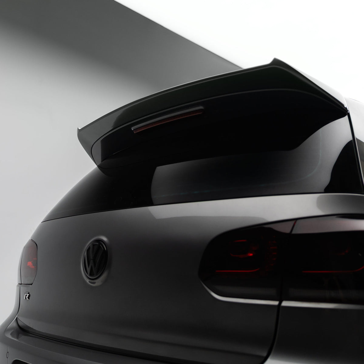 OSIR Style Spoiler for Volkswagen Golf MK6 GTI/R Hatch 2008-2012 – image 3