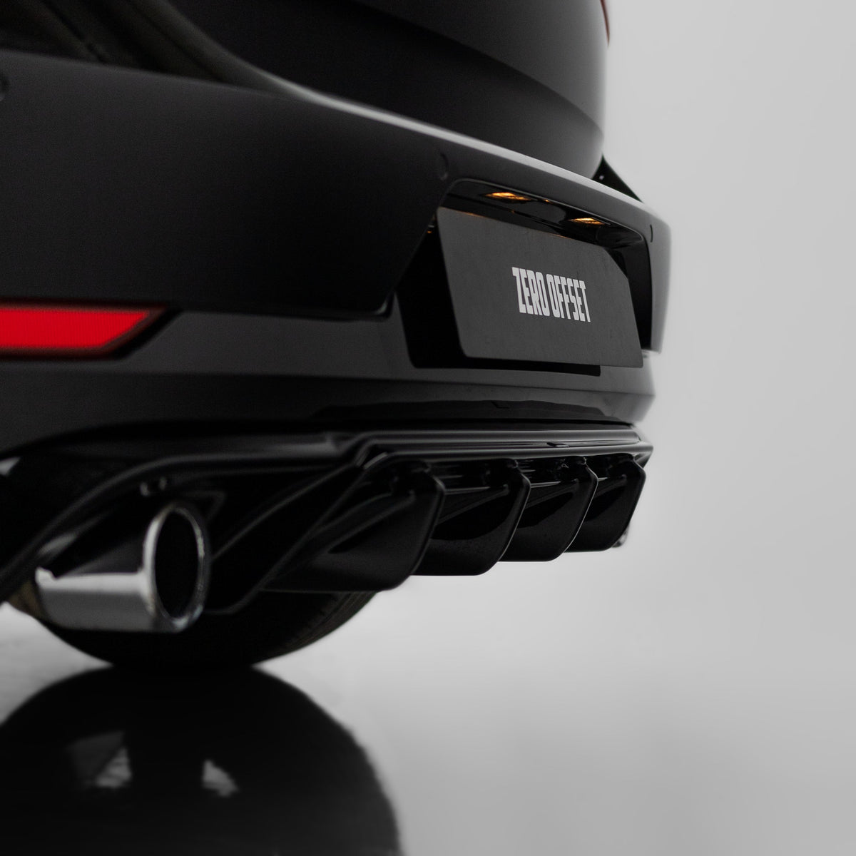 EVO-1 Rear Diffuser for Volkswagen Golf GTI MK7.5 2018-2021 – image 14