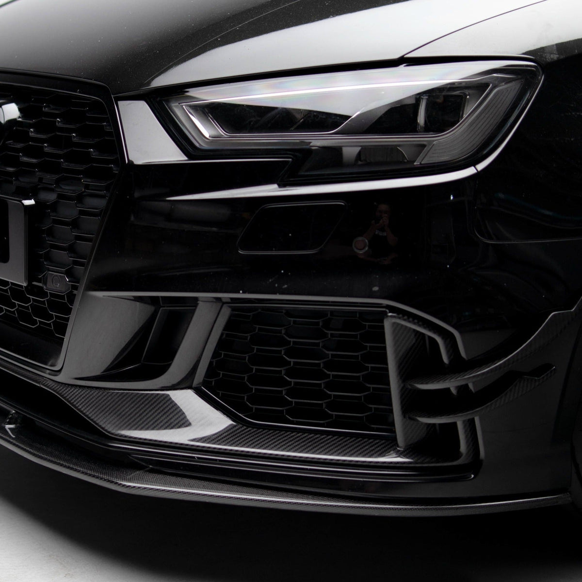 ZO Exclusive Front Bumper Canards for Audi RS3 17-21 (8V) [SEDAN] (Carbon Fibre) – image 3