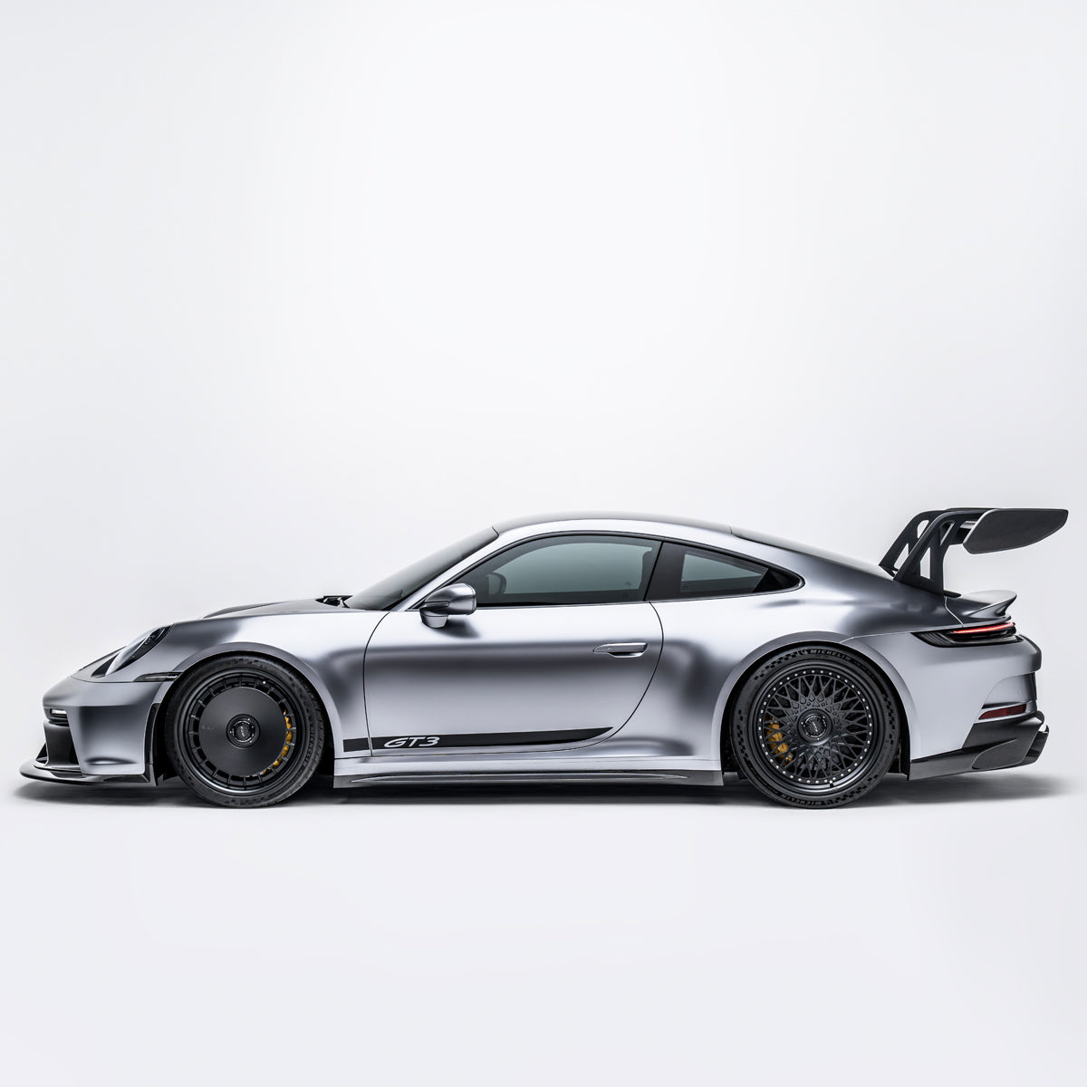 Porsche 992.1 GT3 Front Splitter & Intake Panel – image 6