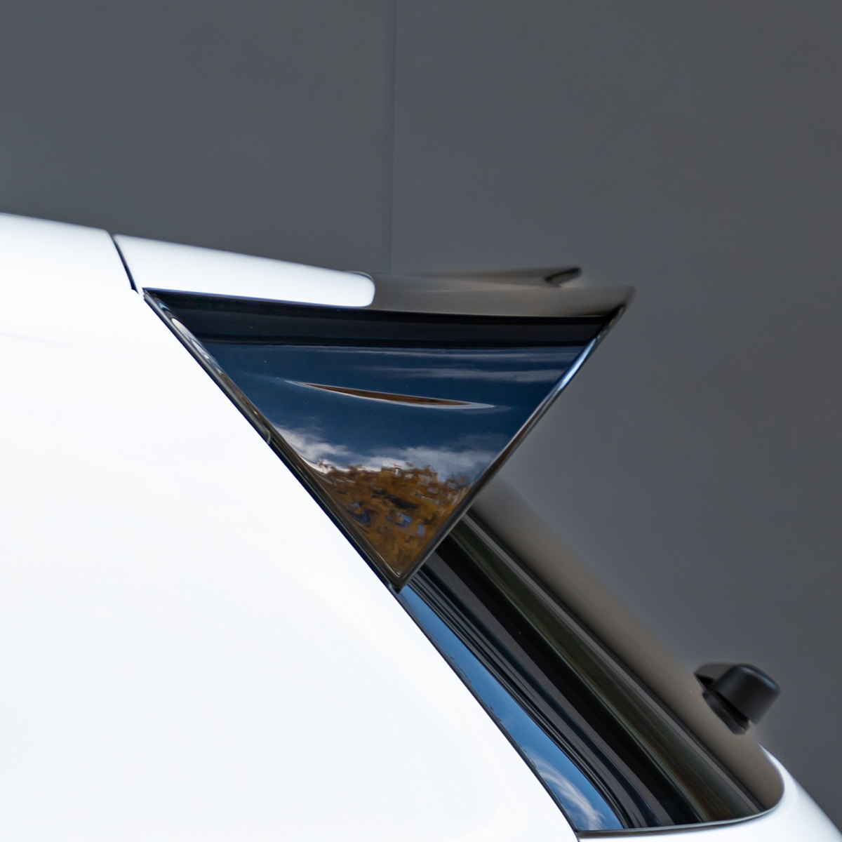EVO-1 Rear Spoiler for Volkswagen Golf TSI & GTI MK8 / MK8.5 2021+ – image 5