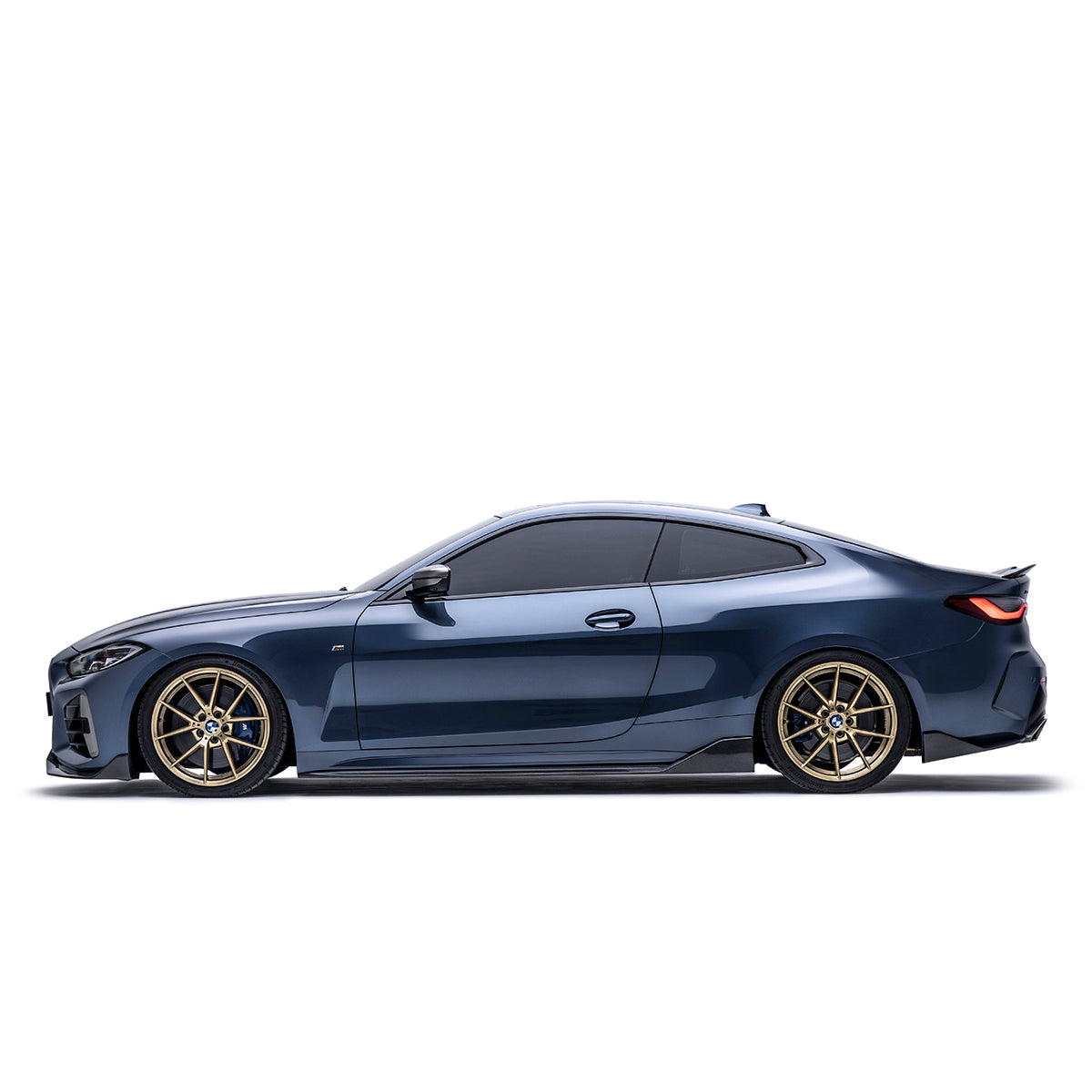 BMW G22 G23 4 Series Carbon Fiber Side Skirts 2020+ – image 2