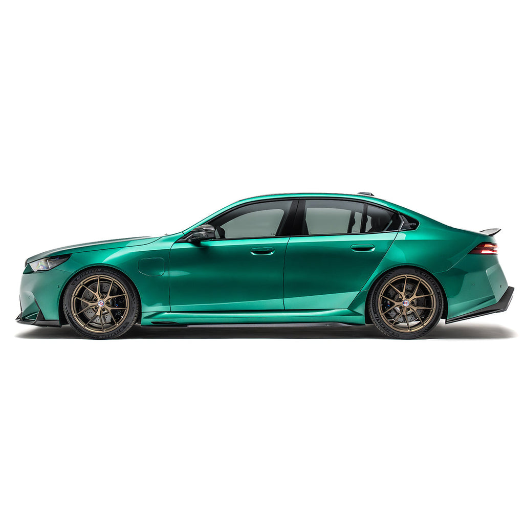BMW G90 M5 Carbon Fiber Side Skirts – image 3