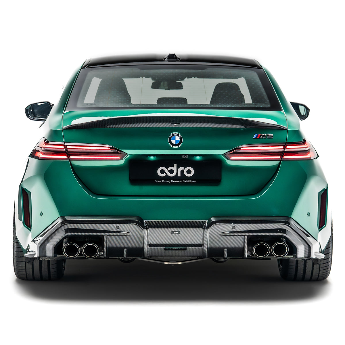 BMW G90 M5 Carbon Fiber Rear Diffuser – image 2